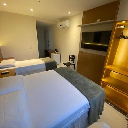 Suite Tripla Hotel America กัมโปส โดส กอยตากาเซส ภายนอก รูปภาพ